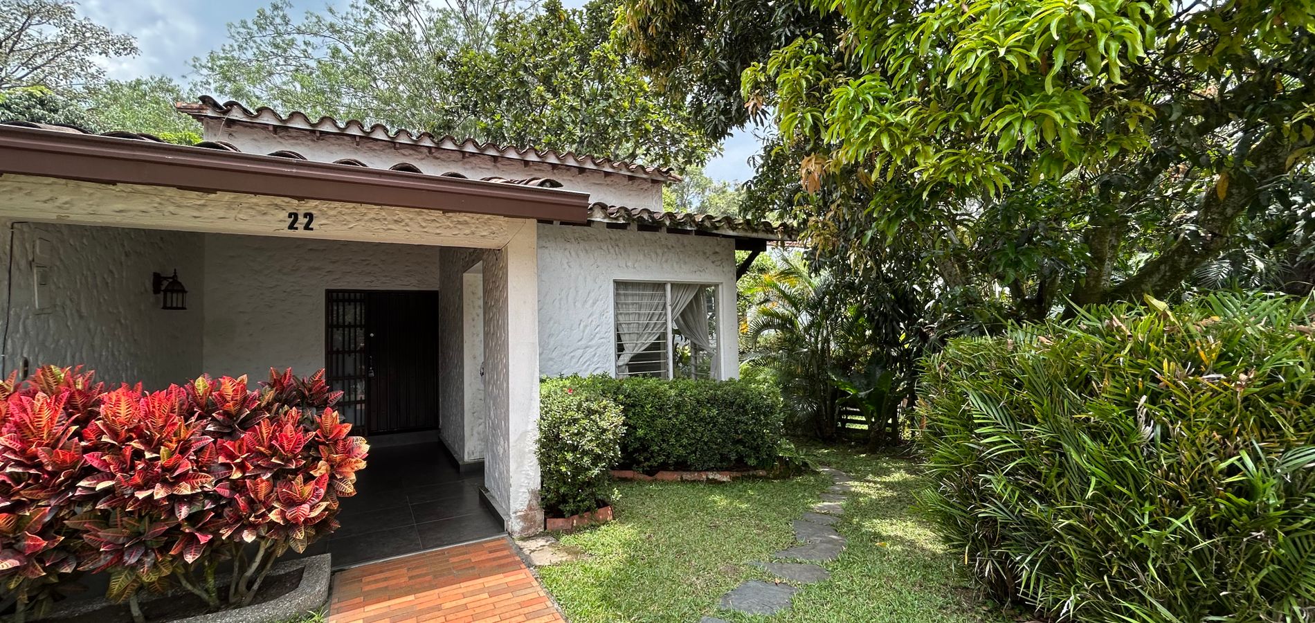 Casa en Venta en Medellín, El Castillo-0