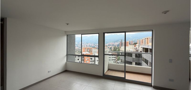 Apartamento en Venta en Envigado, La Cuenca-3