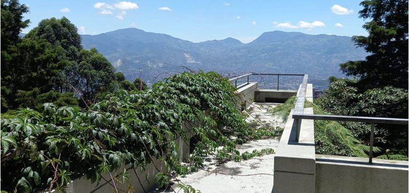 Casa en Venta en Medellín, Los Balsos-0