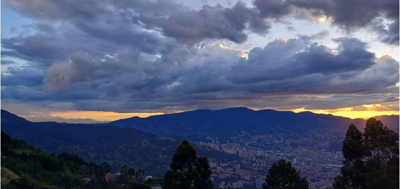 Casa en Venta en Envigado, Alcalá-22
