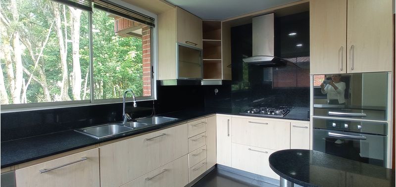 Casa en Venta en Medellín, El Poblado-11