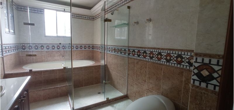 Casa en Venta en Medellín, El Poblado-21