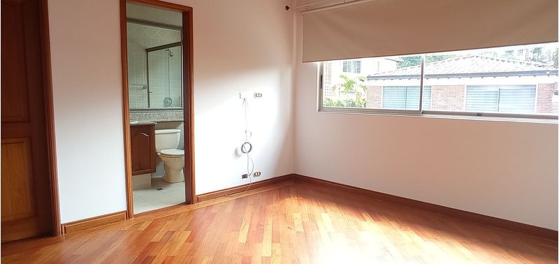 Casa en Venta en Medellín, El Poblado-28