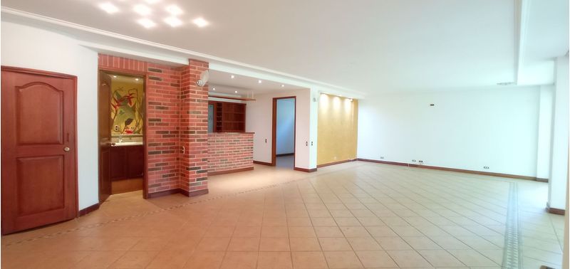 Casa en Venta en Medellín, El Poblado-32