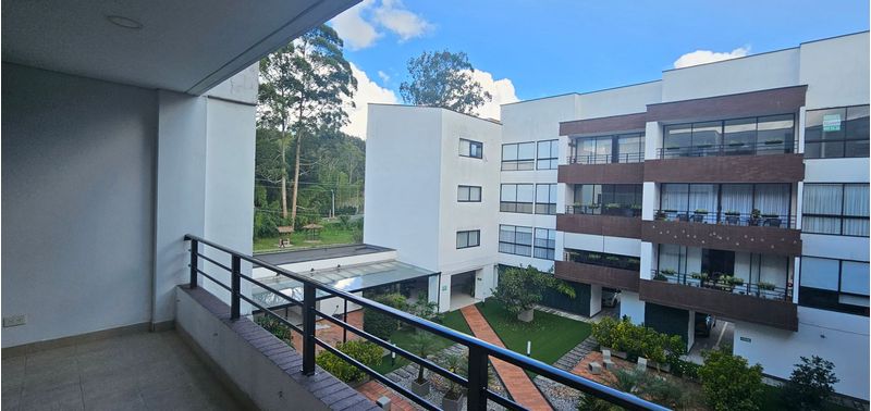 Apartamento en Venta en Retiro, El Portento-0