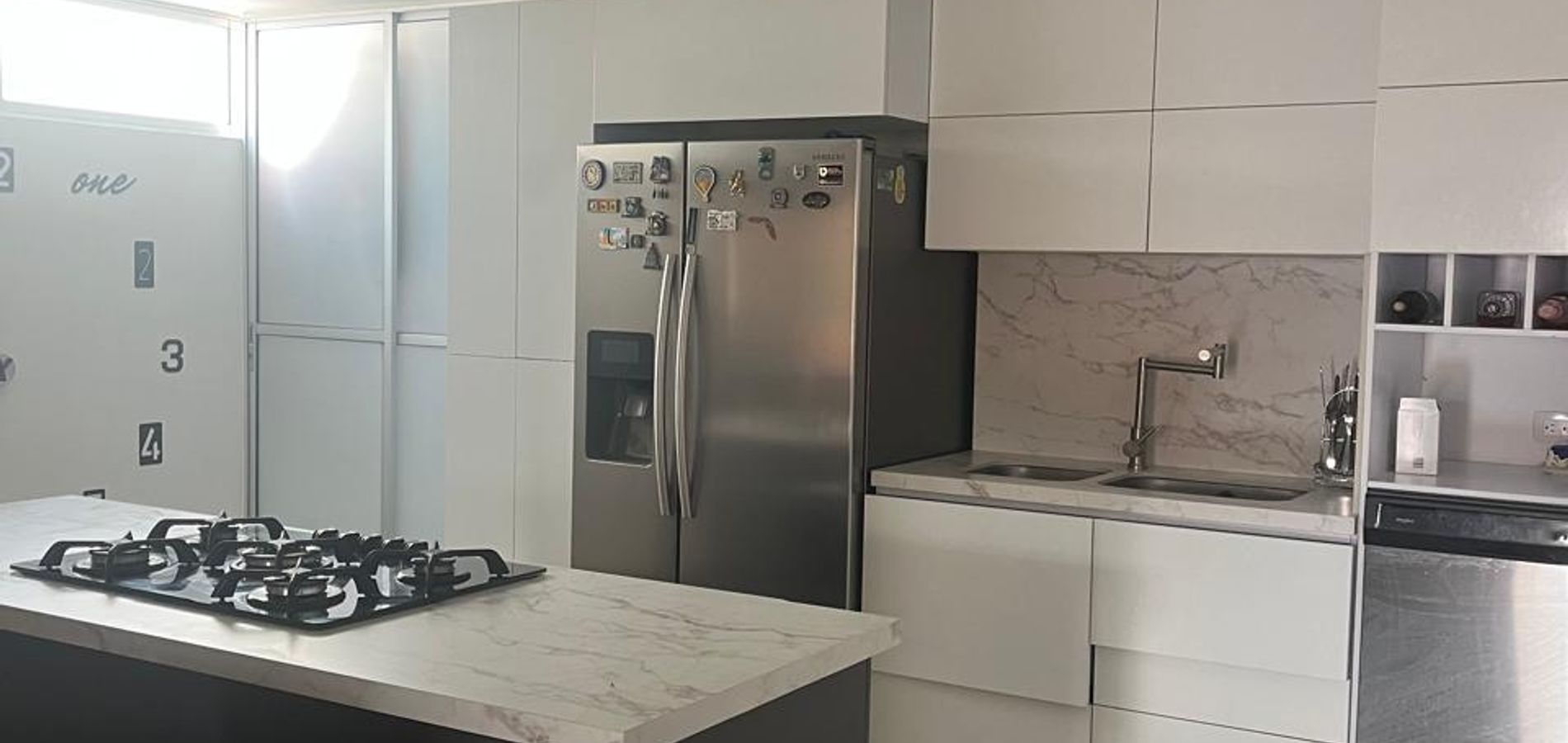 Apartamento en Venta en Medellín, Laureles-0