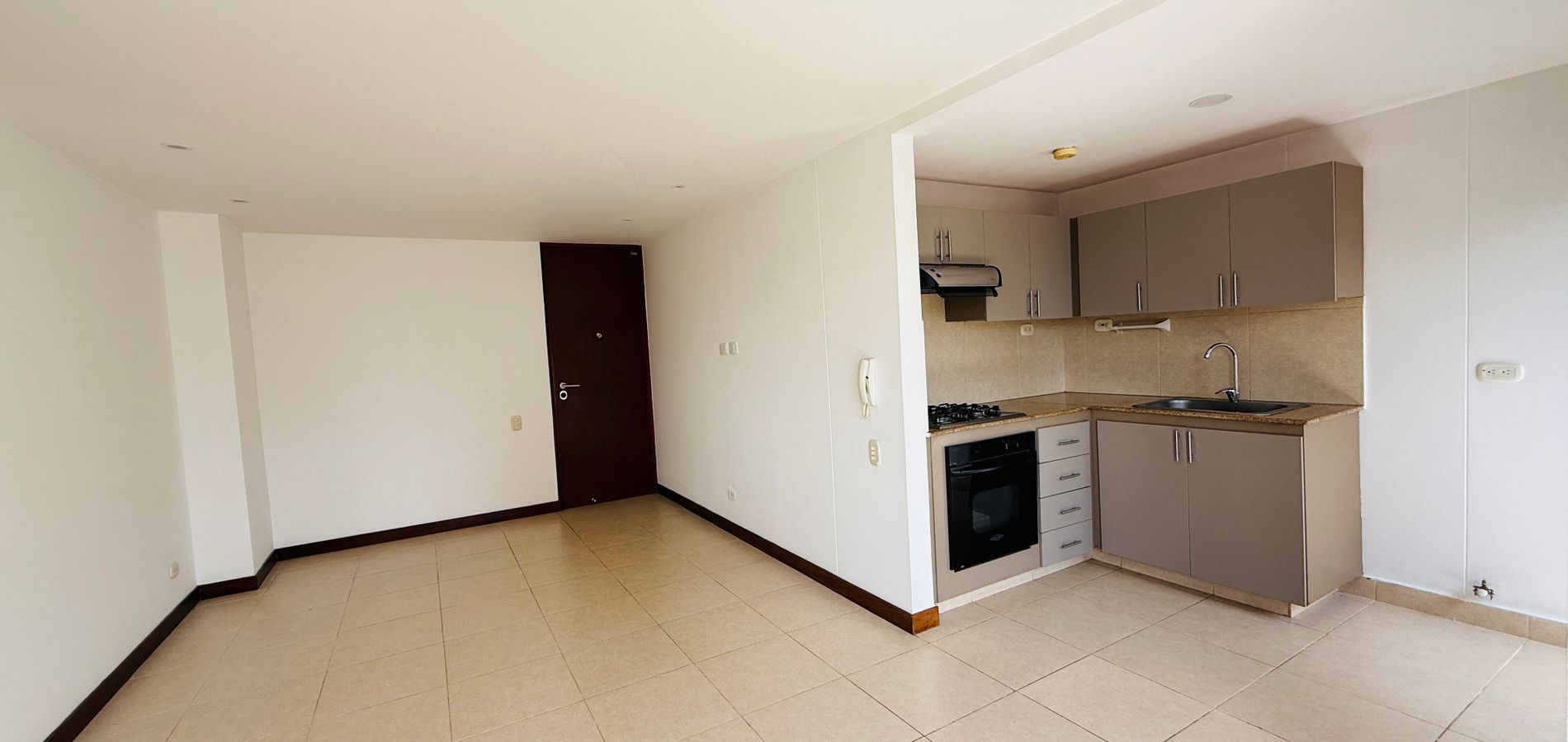 Apartamento en Venta en Envigado, El Esmeraldal-1