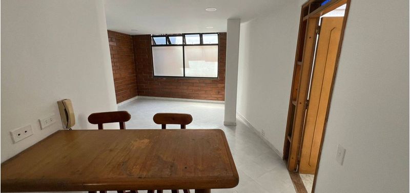 Apartamento en Venta en Medellín, Floresta-0