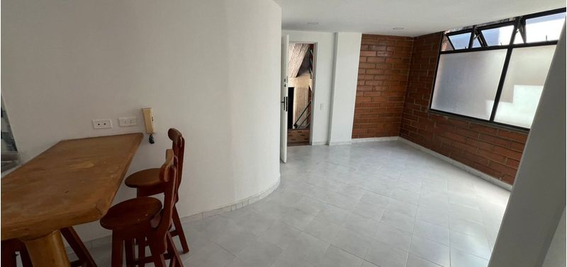 Apartamento en Venta en Medellín, Floresta-1