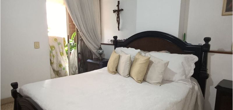 Apartamento en Venta en Medellín, Laureles - Estadio-3