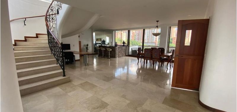 Apartamento en Venta en Medellín, El Poblado-1
