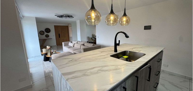 Apartamento en Venta en Medellín, El Poblado-2