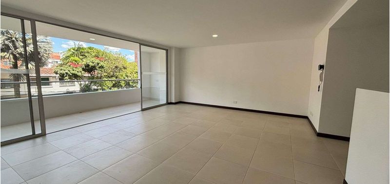 Apartamento en Venta en Medellín, Estadio-0