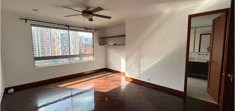 Apartamento en Venta en Medellín, El Poblado-3