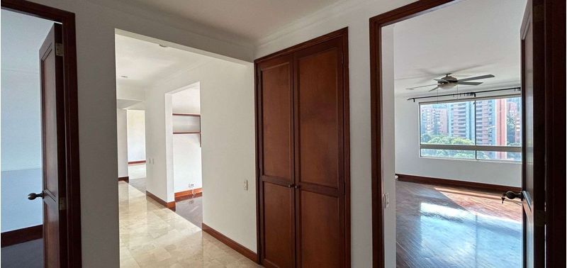 Apartamento en Venta en Medellín, El Poblado-6