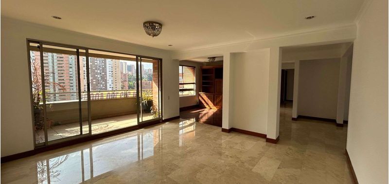 Apartamento en Venta en Medellín, El Poblado-7
