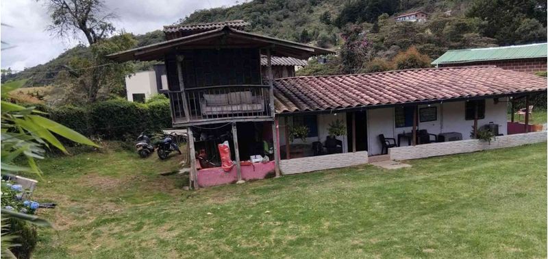 Casa en Venta en Envigado, Las Palmas-4