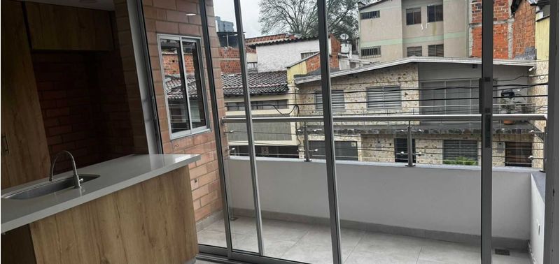 Apartamento en Venta en Medellín, La Castellana-2