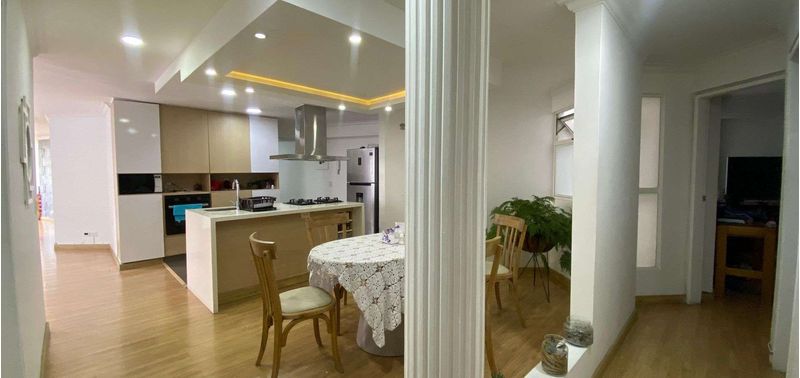 Apartamento en Venta en Medellín, Laureles-0