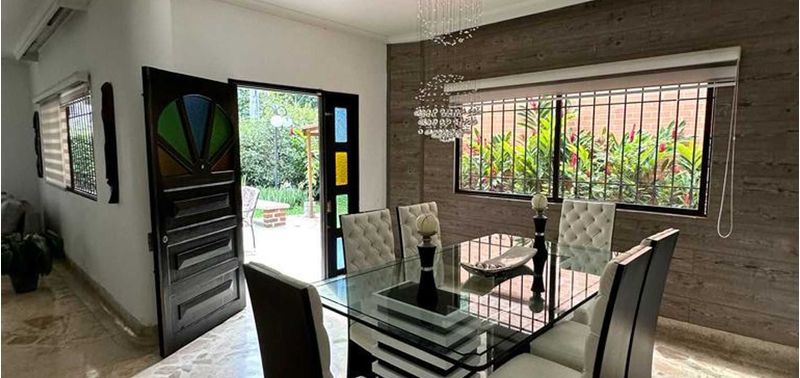 Casa en Venta en Envigado, Jardines-3