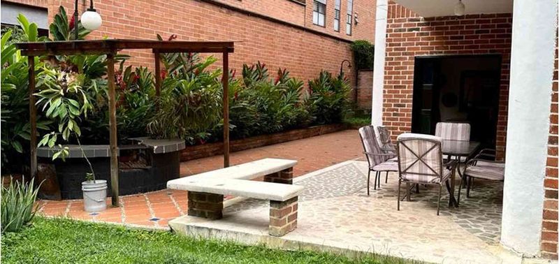 Casa en Venta en Envigado, Jardines-6