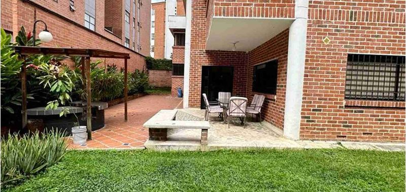 Casa en Venta en Envigado, Jardines-7