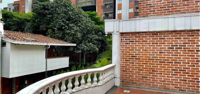 Casa en Venta en Envigado, Jardines-25