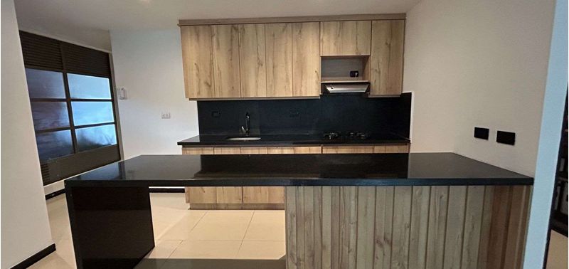Apartamento en Venta en Medellín, El Poblado-0
