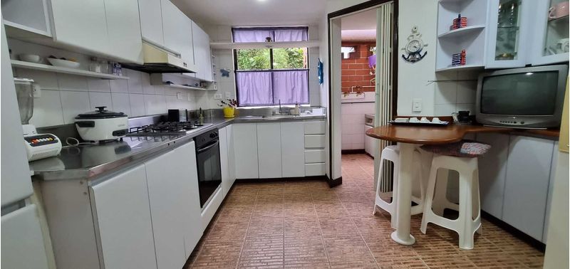 Casa en Venta en Envigado, La Pradera-4