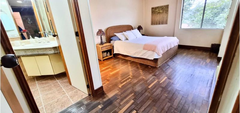 Casa en Venta en Envigado, La Pradera-10