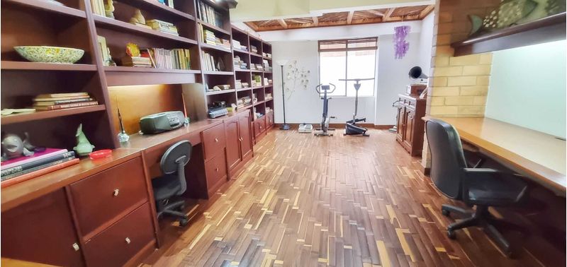 Casa en Venta en Envigado, La Pradera-14