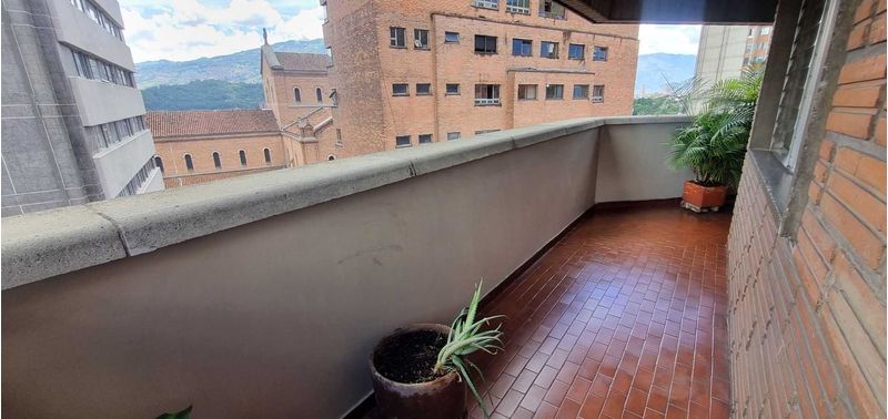Apartamento en Venta en Medellín, Candelaria-4