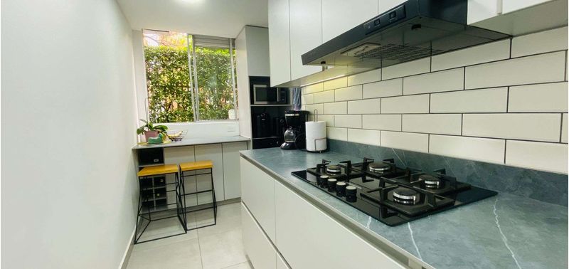 Apartamento en Venta en Medellín, El Poblado-0