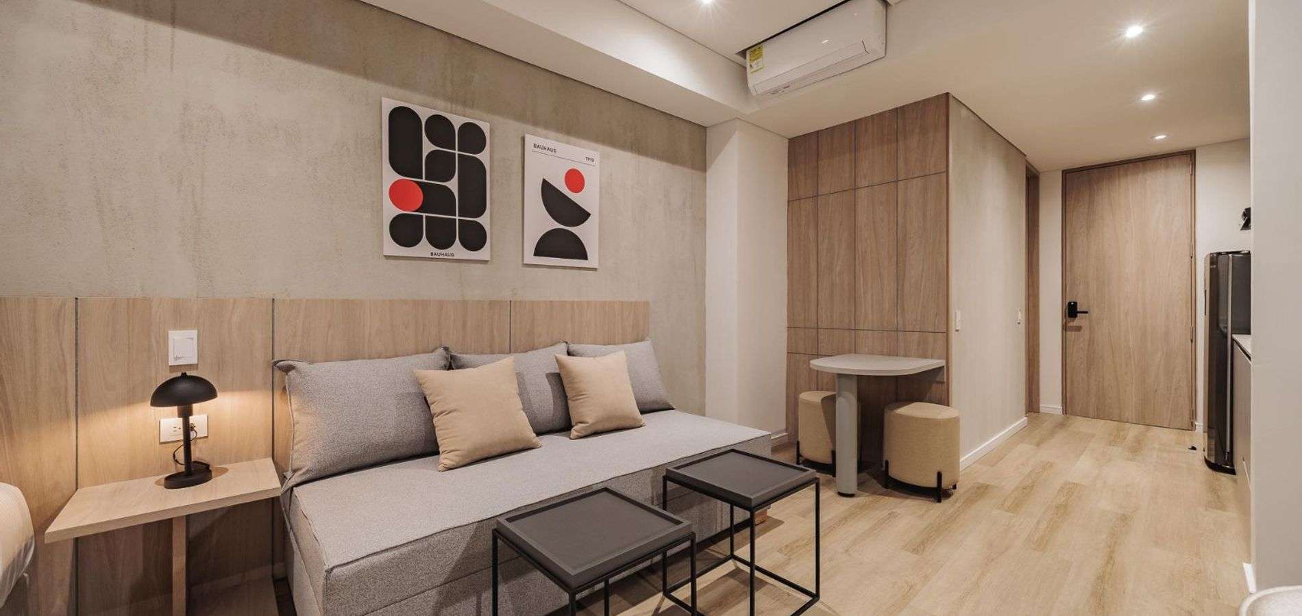 Apartamento en Venta en Medellín, San Joaquín-0