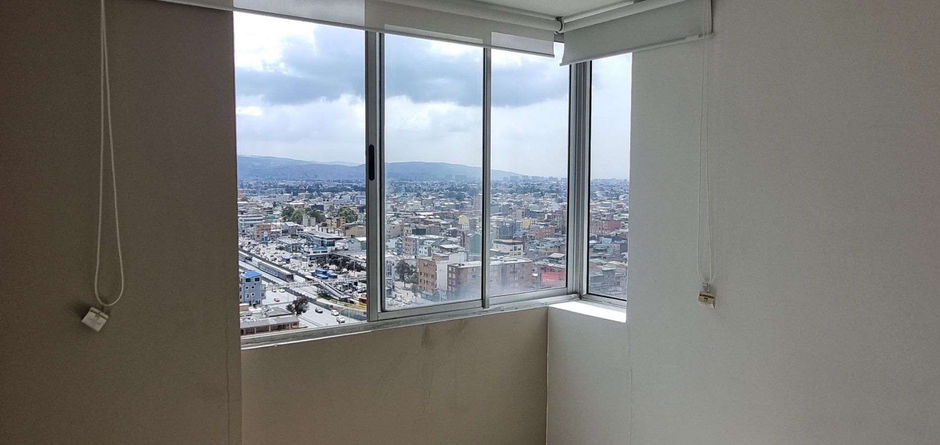 Apartamento en Venta en Ricaurte, Ricaurte-1