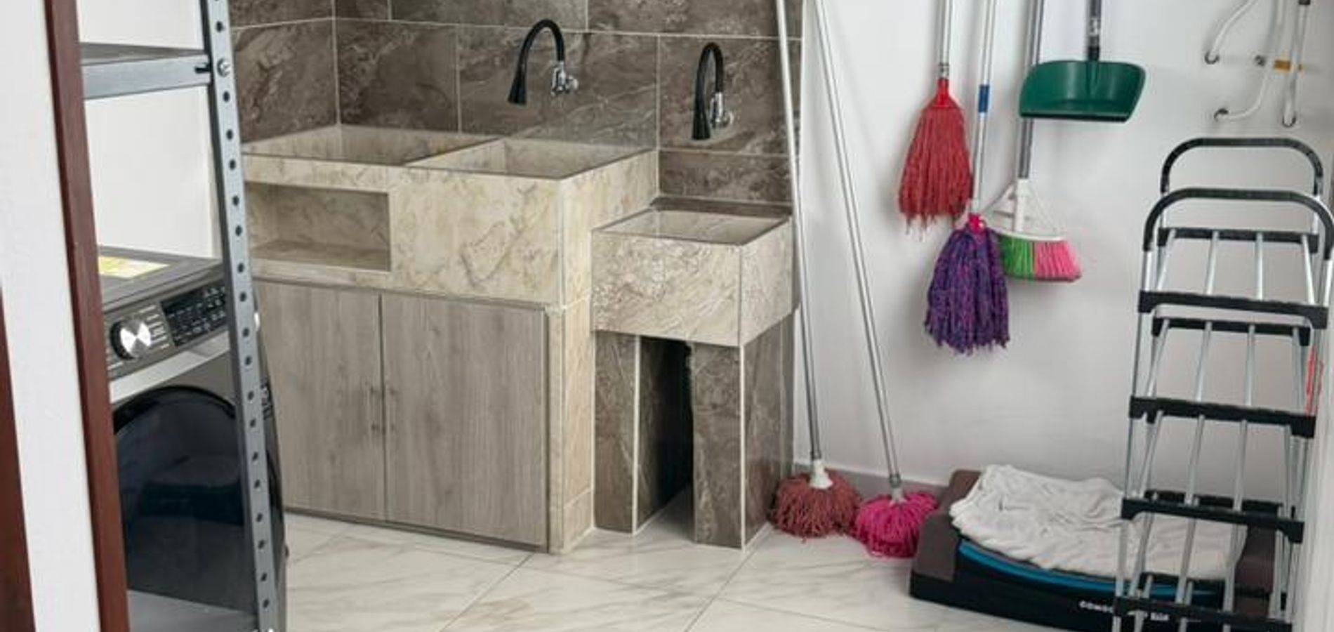 Casa en Venta en Medellín, Santa Mónica-0