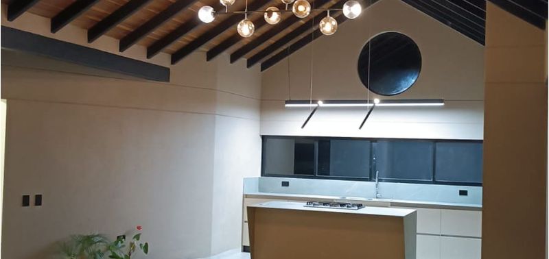 Casa en Venta en Medellín, Corregimiento Santa Elena-4