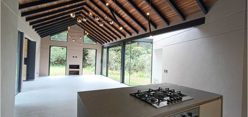 Casa en Venta en Medellín, Corregimiento Santa Elena-16