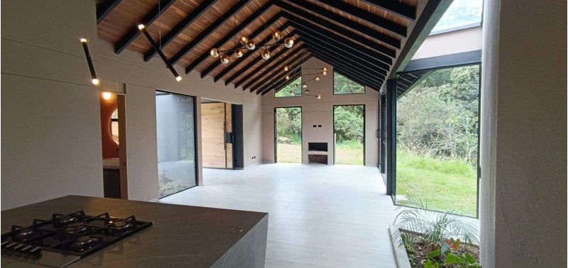 Casa en Venta en Medellín, Corregimiento Santa Elena-19