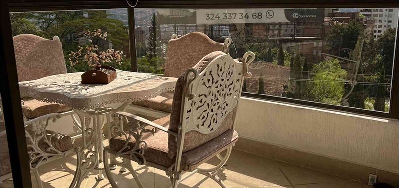 Apartamento en Venta en Medellín, Los Balsos-0