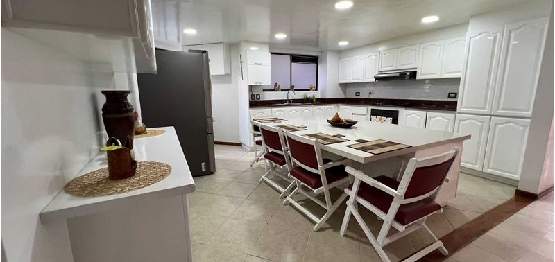 Apartamento en Venta en Medellín, Los Balsos-2