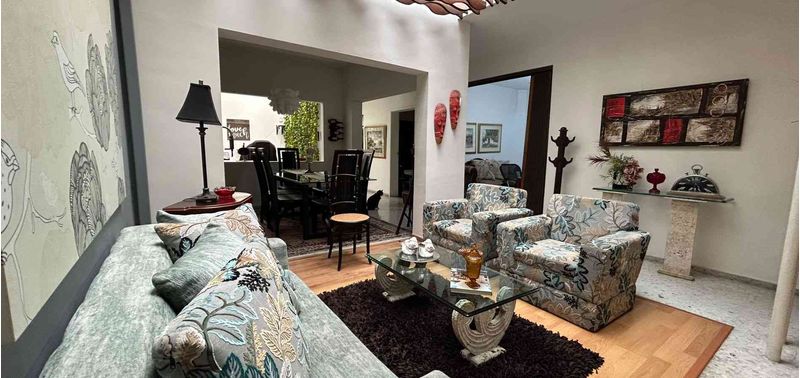 Casa en Venta en Medellín, Laureles