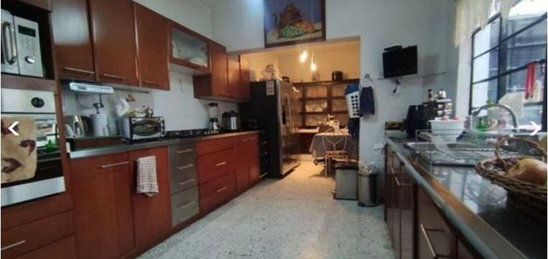 Casa en Venta en Medellín, Laureles-1