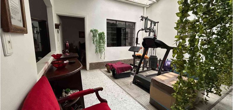 Casa en Venta en Medellín, Laureles-13