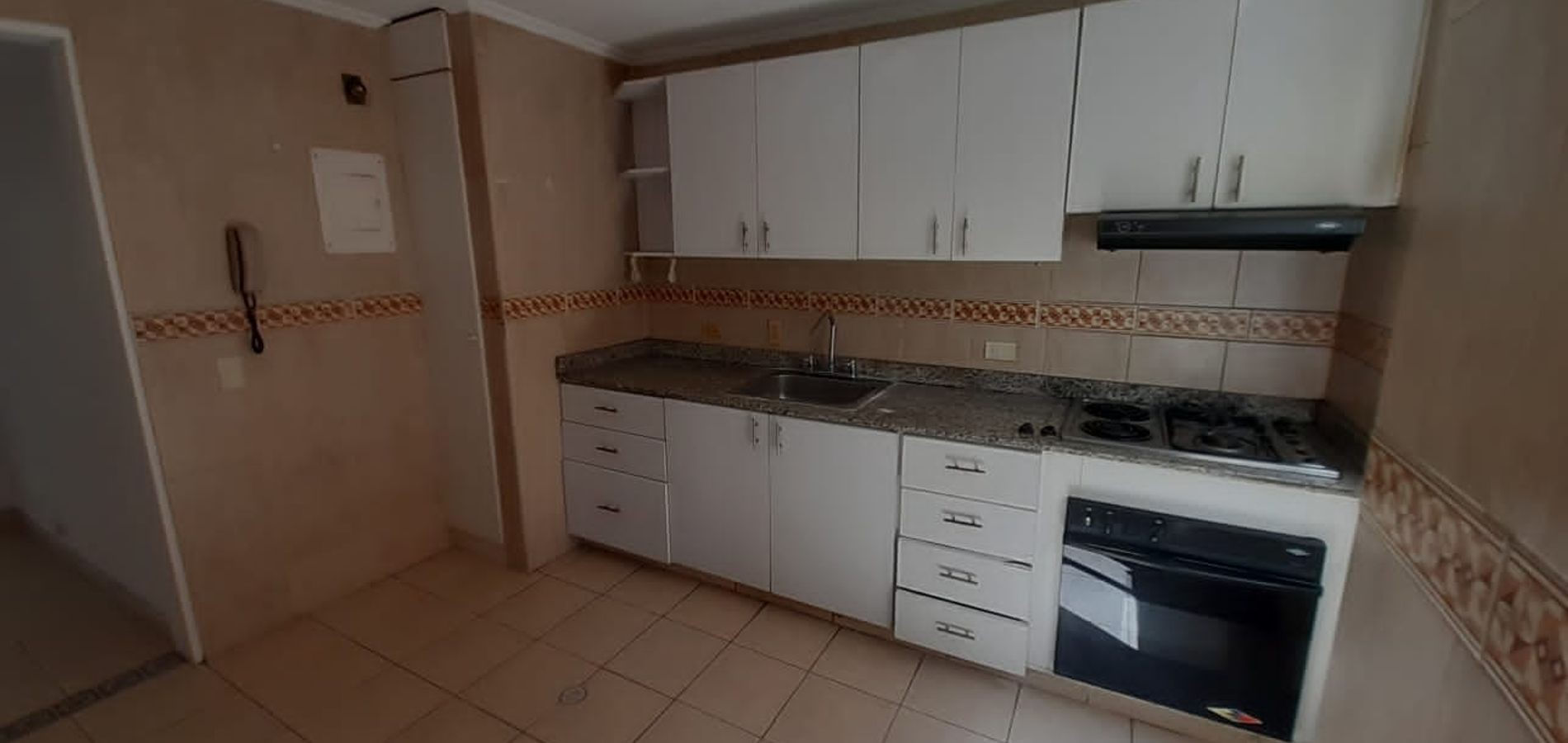 Apartamento en Venta en Medellín, Laureles-1