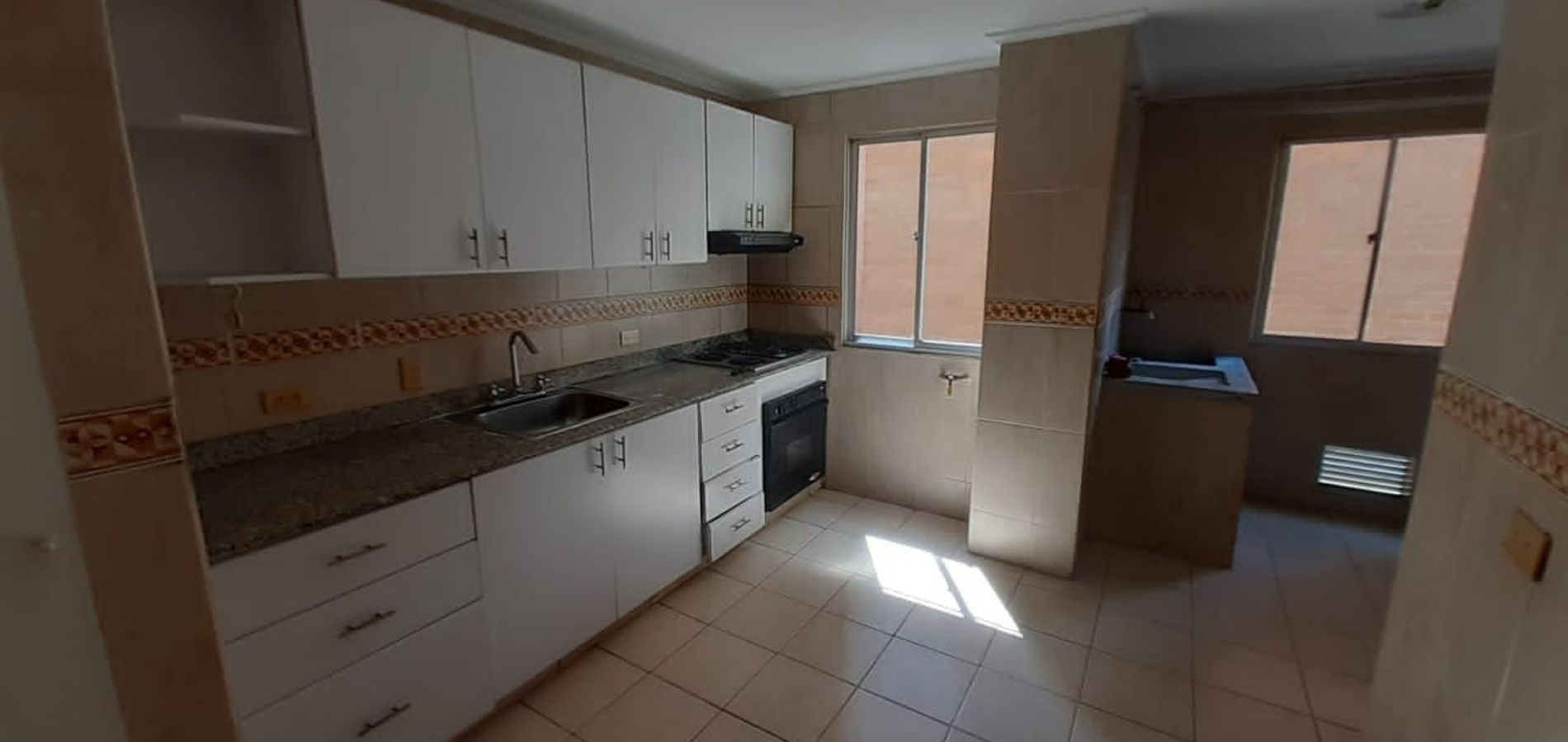 Apartamento en Venta en Medellín, Laureles-2