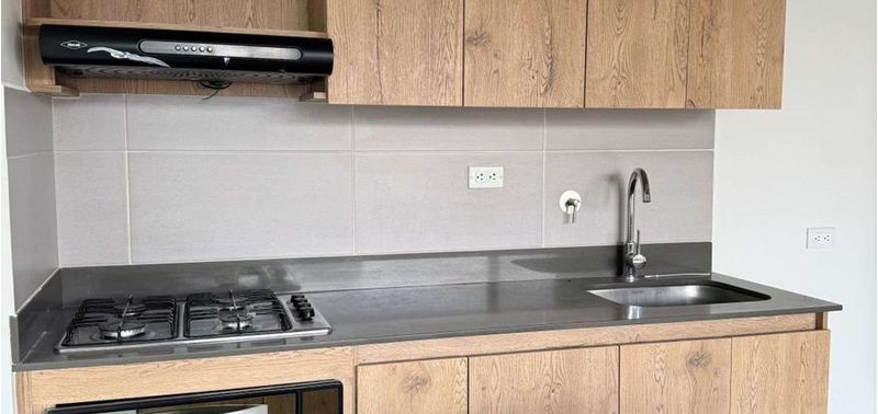Apartamento en Venta en Medellín, Cataluña-1