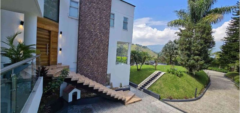Casa en Venta en Sabaneta, La Doctora-38