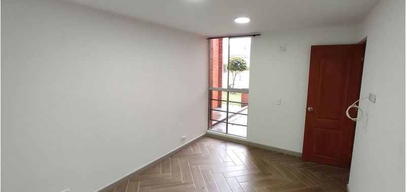 Apartamento en Venta en Bogotá, D.C., Zaragoza-2