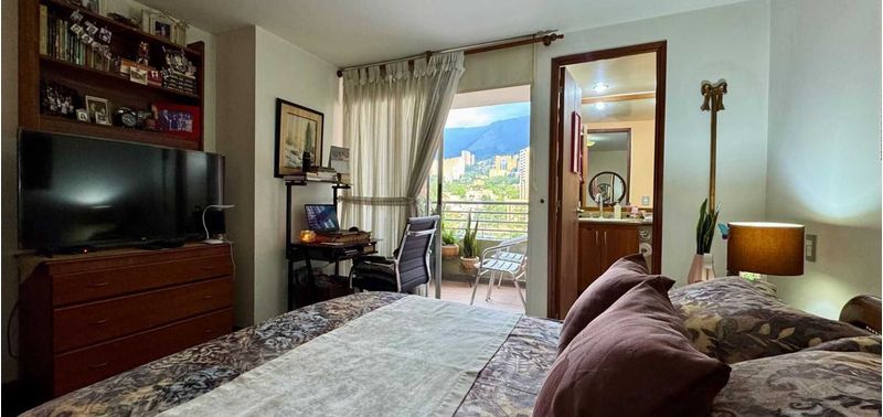 Apartamento en Venta en Medellín, El Poblado-11